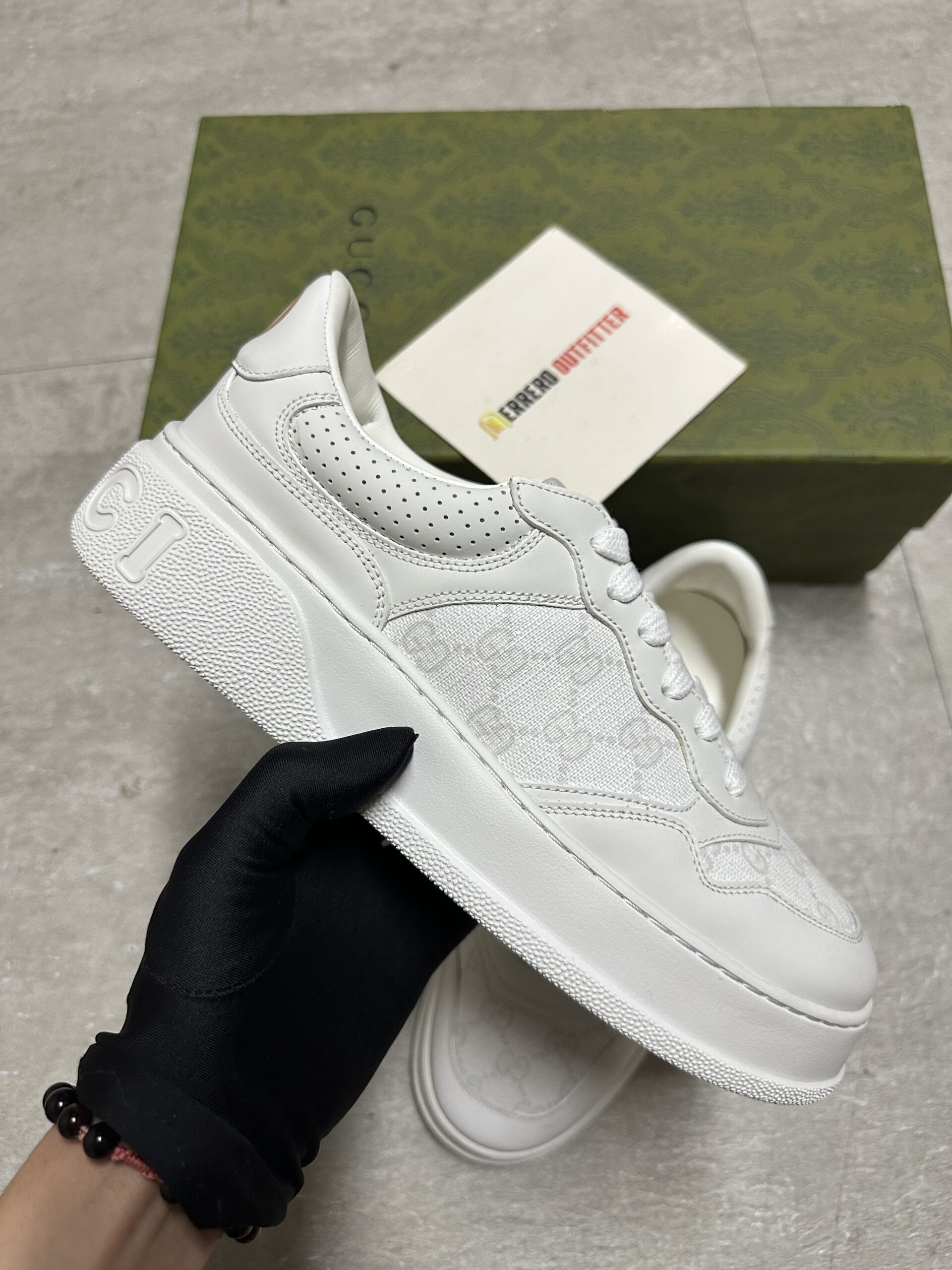 Tênis Gucci